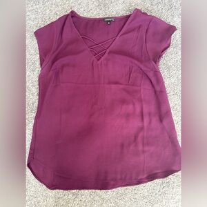 Dynamite Deep Purple Crisscross Front Blouse. Size Medium.